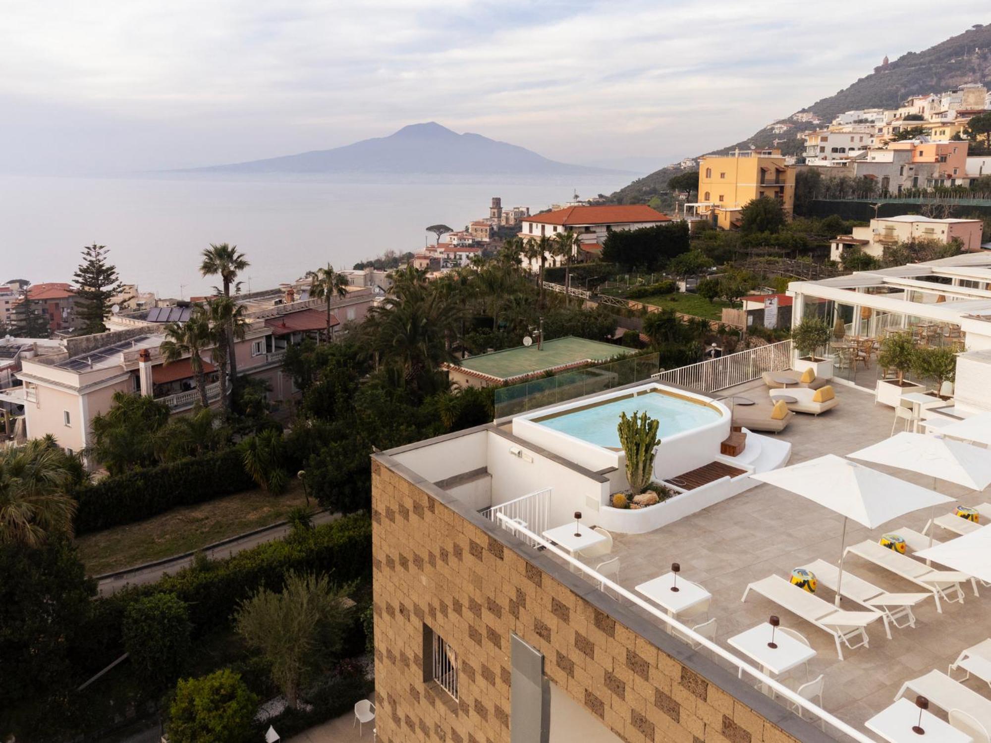 Domo 20 Hotel&Rooftop Vico Equense Exterior foto